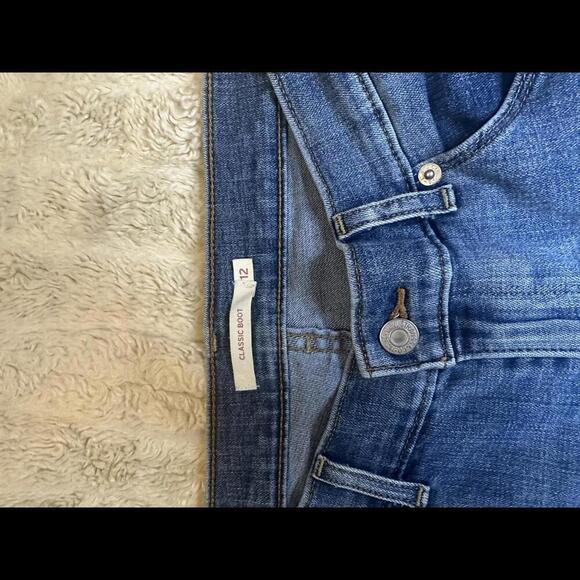 Levi's Classic Boot high-rise jeans Size 12 - Picture 3 of 7